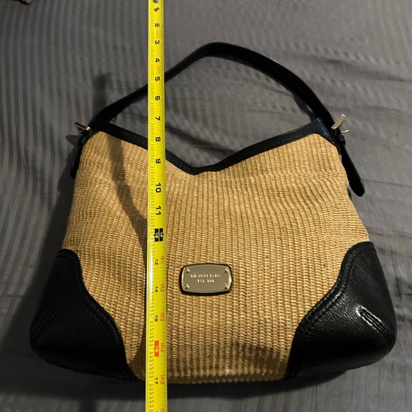 Michael Kors , soft leather, woven shoulder bag. - Picture 14 of 14